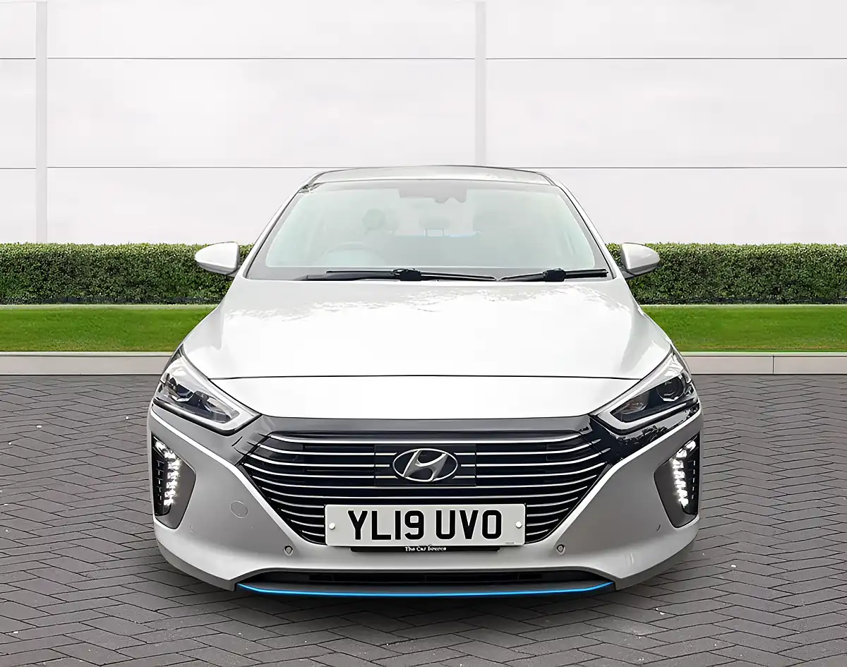 Used 2019 Hyundai Ioniq Premium Se Platinum Silver - Interior and Exterior details 7