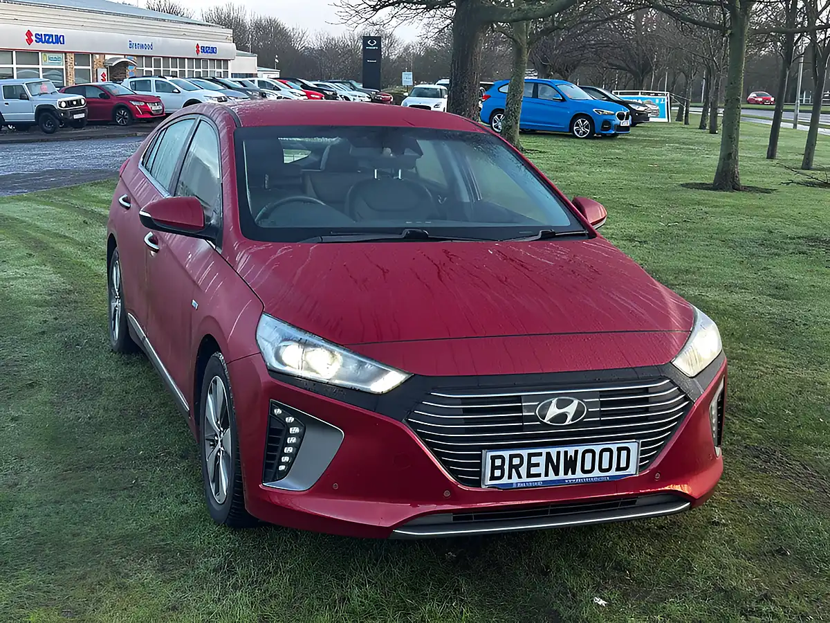Used 2019 Hyundai Ioniq Premium Se Red - Interior and Exterior details 2