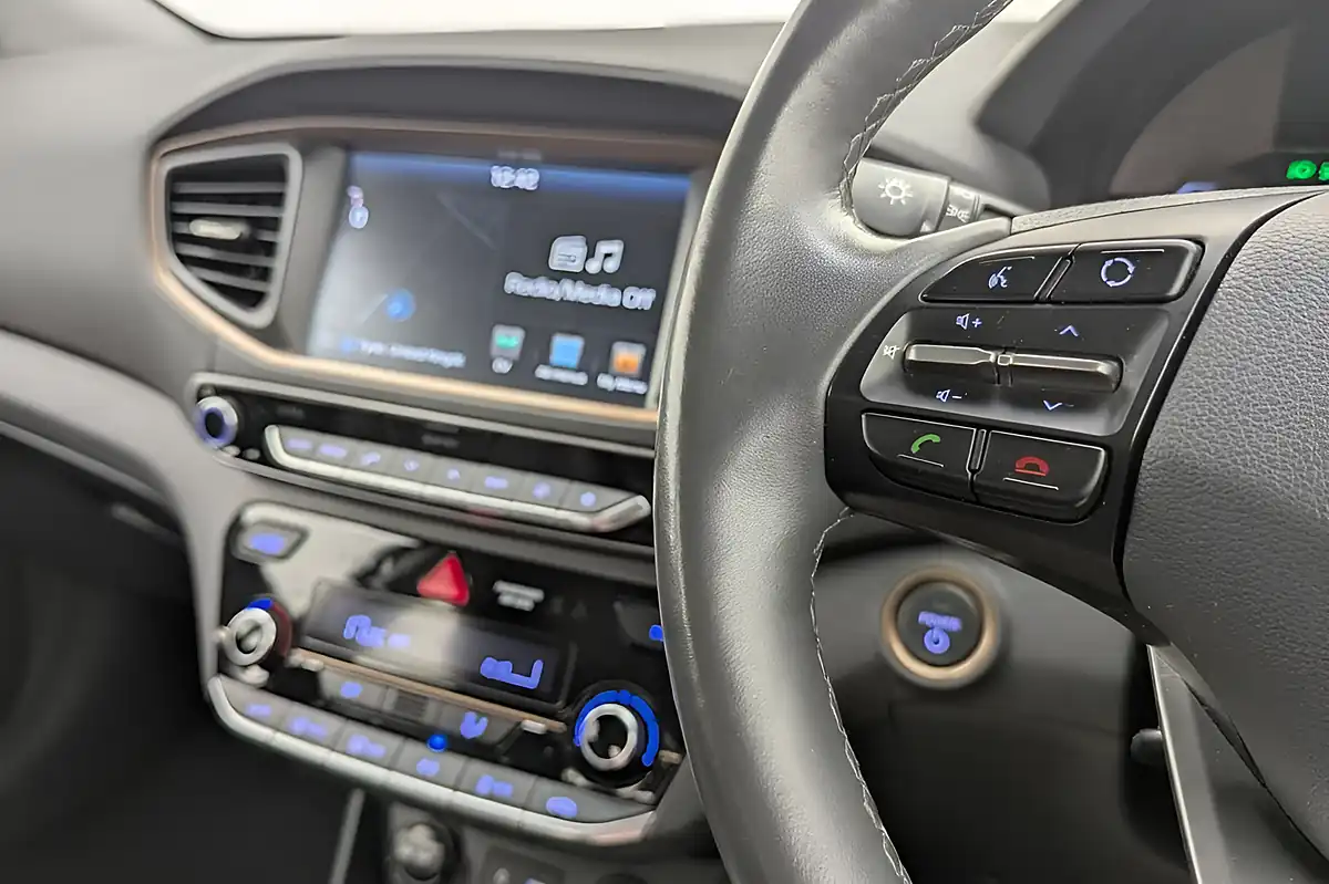 Used 2019 Hyundai Ioniq Premium Se White - Interior and Exterior details 10