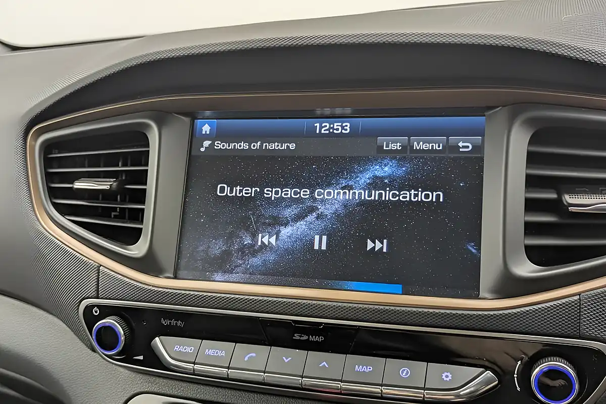 Used 2019 Hyundai Ioniq Premium Se White - Interior and Exterior details 12
