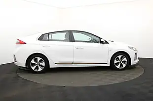 Used 2019 Hyundai Ioniq Premium Se White - Interior and Exterior details 2