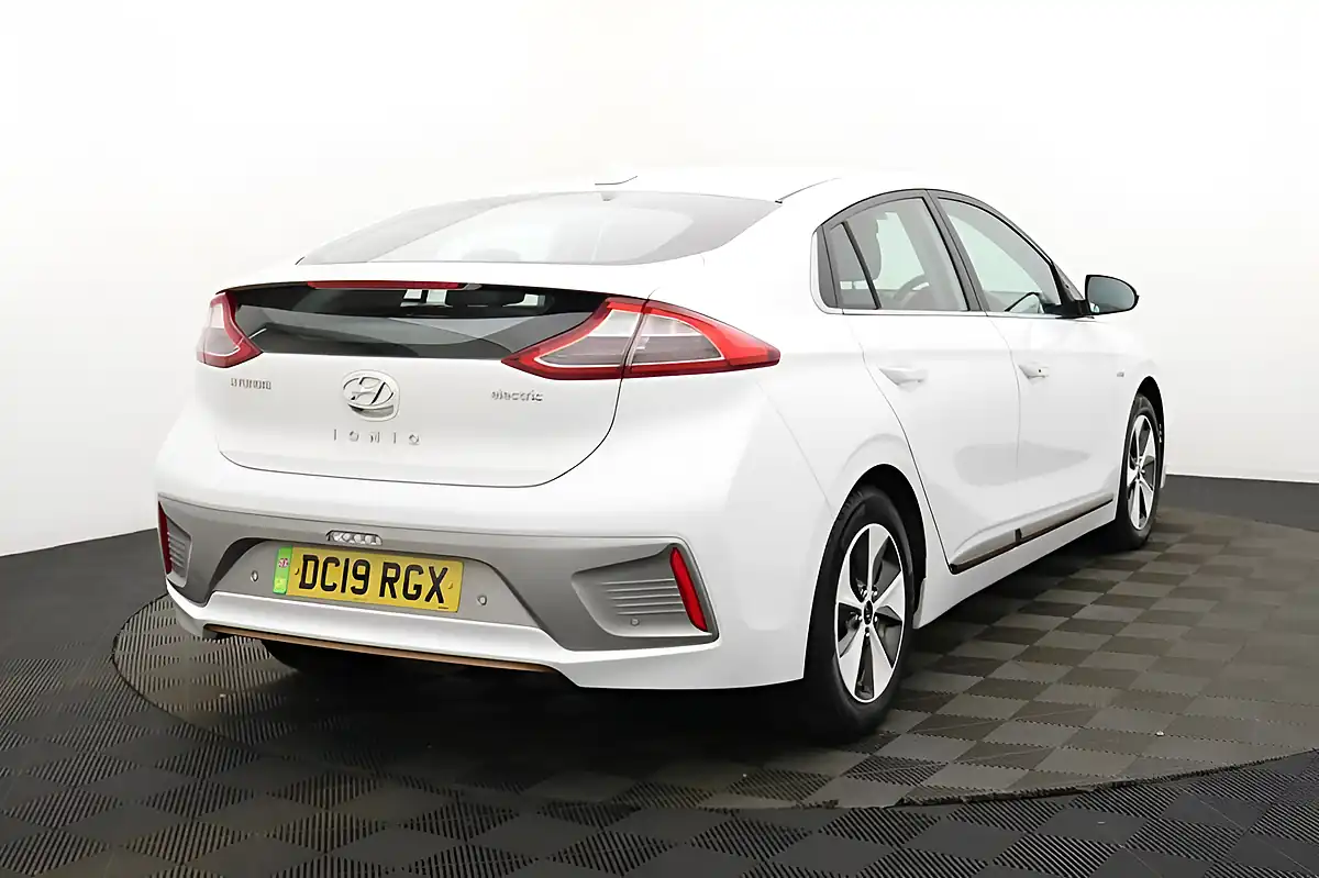 Used 2019 Hyundai Ioniq Premium Se White - Interior and Exterior details 4