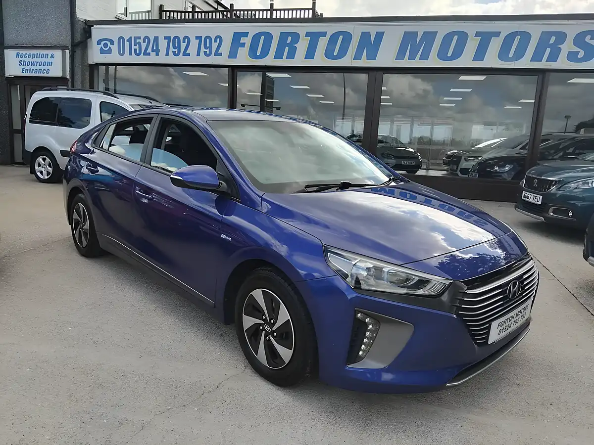 Used 2019 Hyundai Ioniq Se Blue - Front View