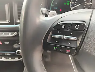 Used 2019 Hyundai Ioniq Se Blue - Interior and Exterior details 12