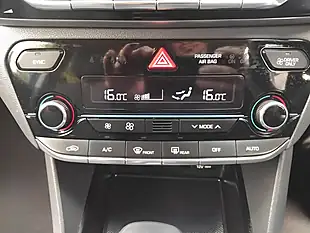 Used 2019 Hyundai Ioniq Se Blue - Interior and Exterior details 13