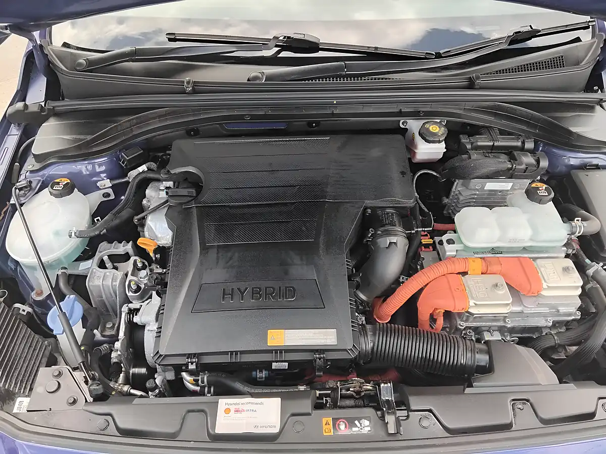 Used 2019 Hyundai Ioniq Se Blue - Interior and Exterior details 17