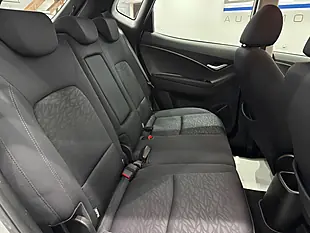 Used 2019 Hyundai IX20 Se Nav Silver - Interior and Exterior details 15