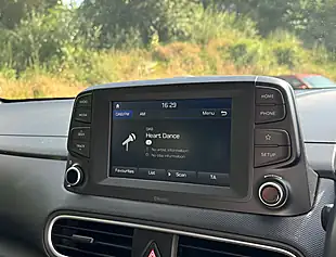 Used 2019 Hyundai Kona Play Chalk White - Interior and Exterior details 15