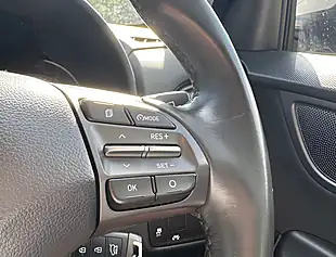 Used 2019 Hyundai Kona Play Chalk White - Interior and Exterior details 18
