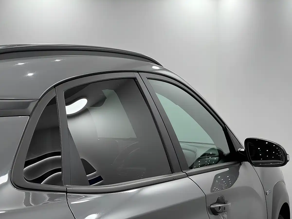 Used 2019 Hyundai Kona Premium Grey - Interior and Exterior details 12