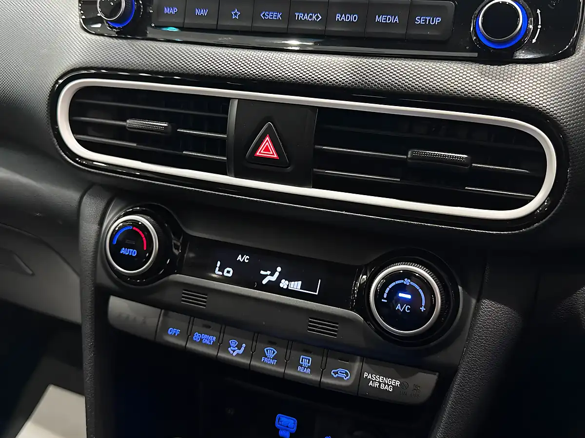 Used 2019 Hyundai Kona Premium Grey - Interior and Exterior details 16