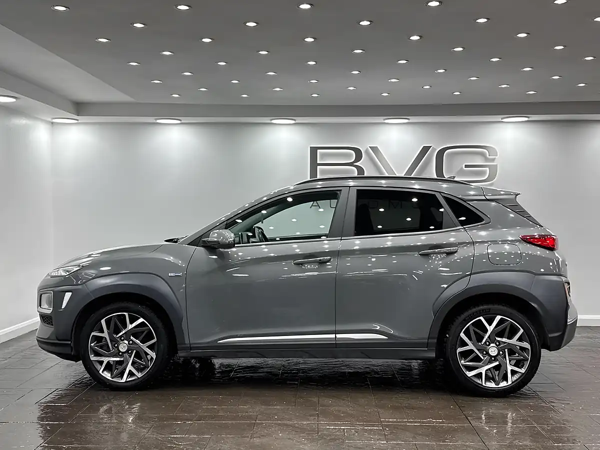 Used 2019 Hyundai Kona Premium Grey - Interior and Exterior details 8