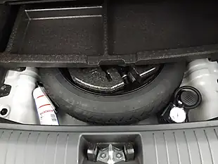 Used 2019 Hyundai Kona Premium White - Interior and Exterior details 10