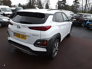 Used 2019 Hyundai Kona Premium White - Interior and Exterior details 11