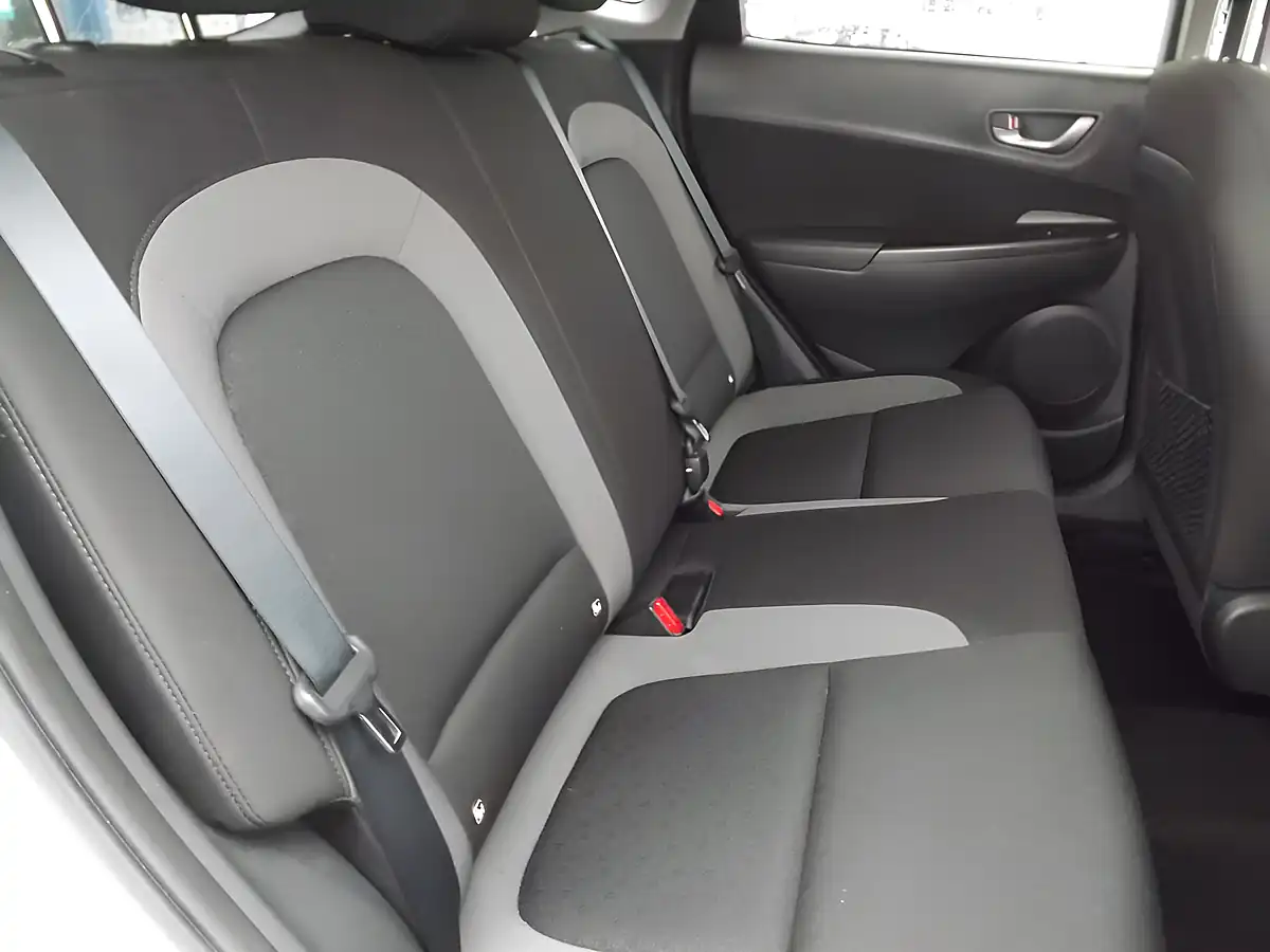 Used 2019 Hyundai Kona Premium White - Interior and Exterior details 14