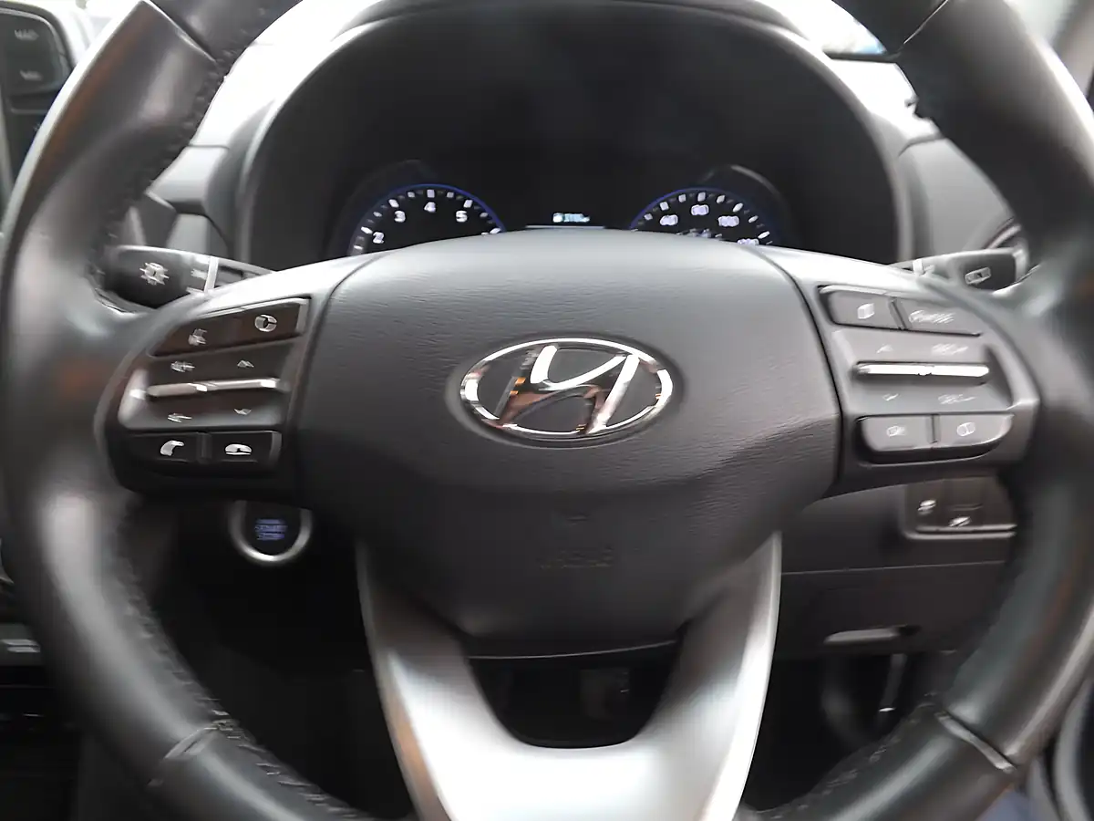 Used 2019 Hyundai Kona Premium White - Interior and Exterior details 18