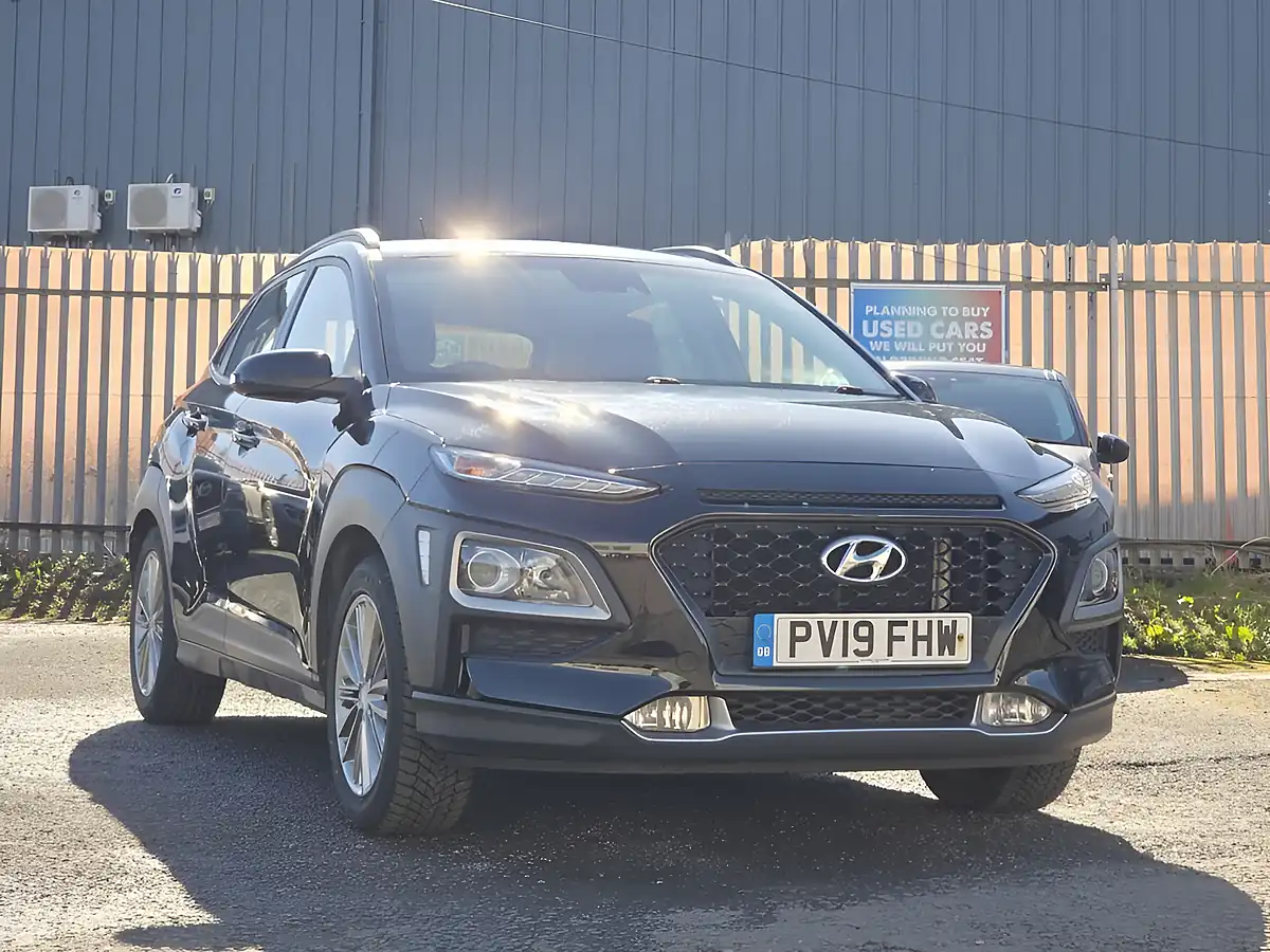 Used 2019 Hyundai Kona Se Black - Front View