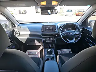 Used 2019 Hyundai Kona Se Black - Interior and Exterior details 12