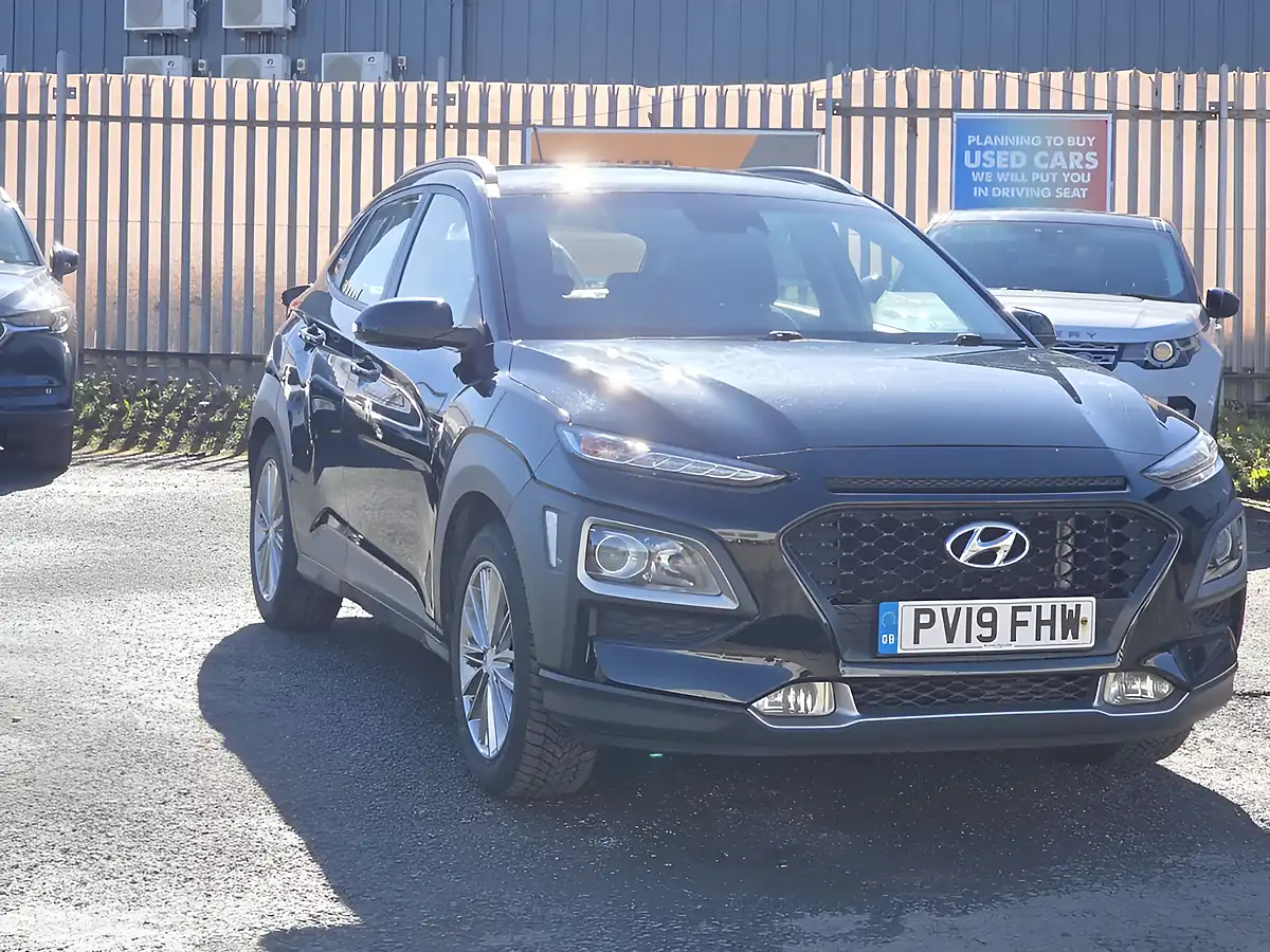 Used 2019 Hyundai Kona Se Black - Interior and Exterior details 18
