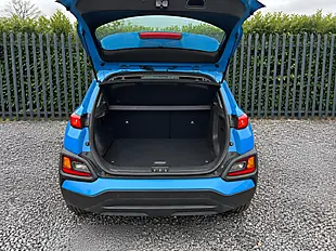 Used 2019 Hyundai Kona Se Blue - Interior and Exterior details 11