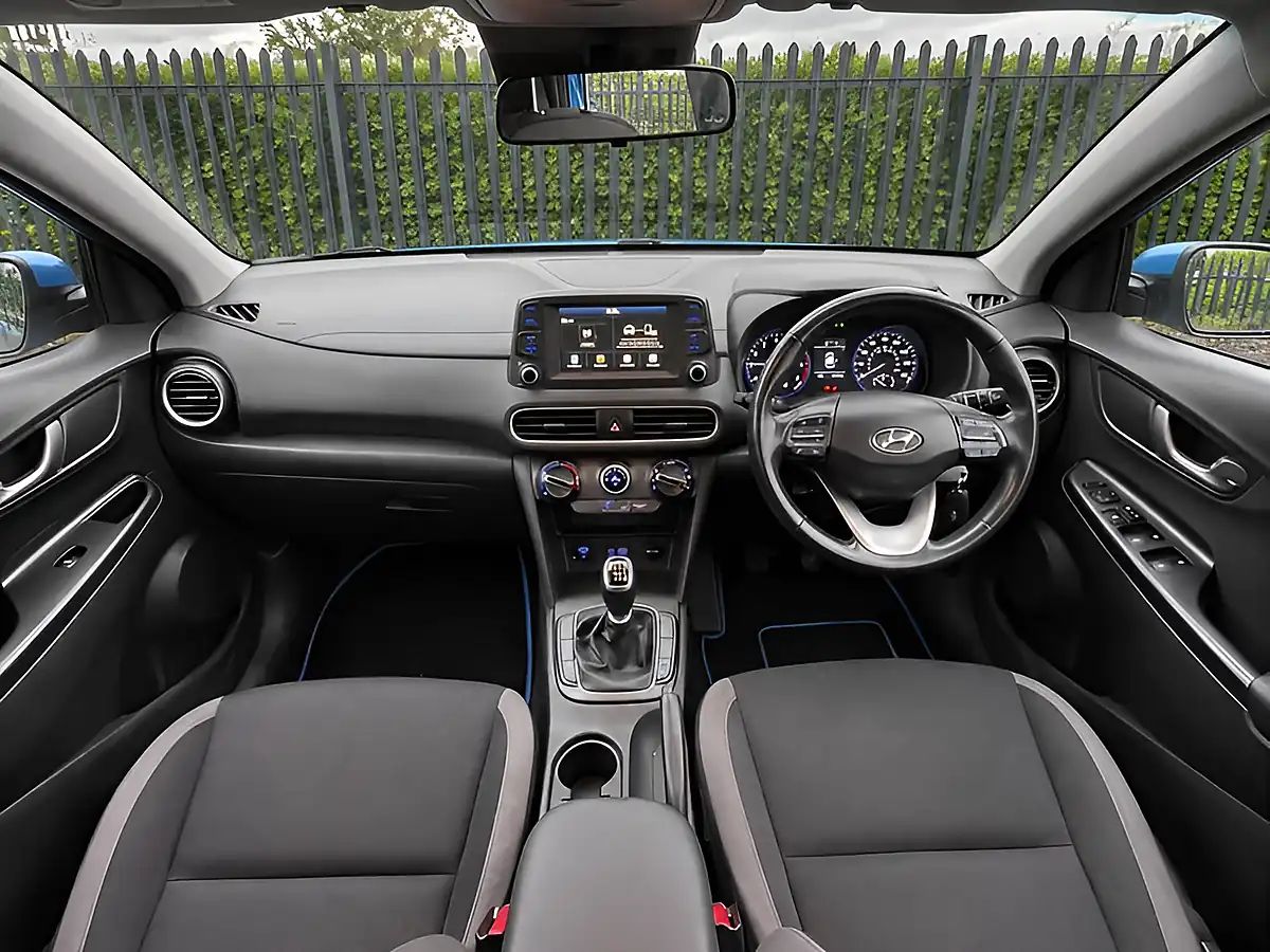 Used 2019 Hyundai Kona Se Blue - Interior and Exterior details 14
