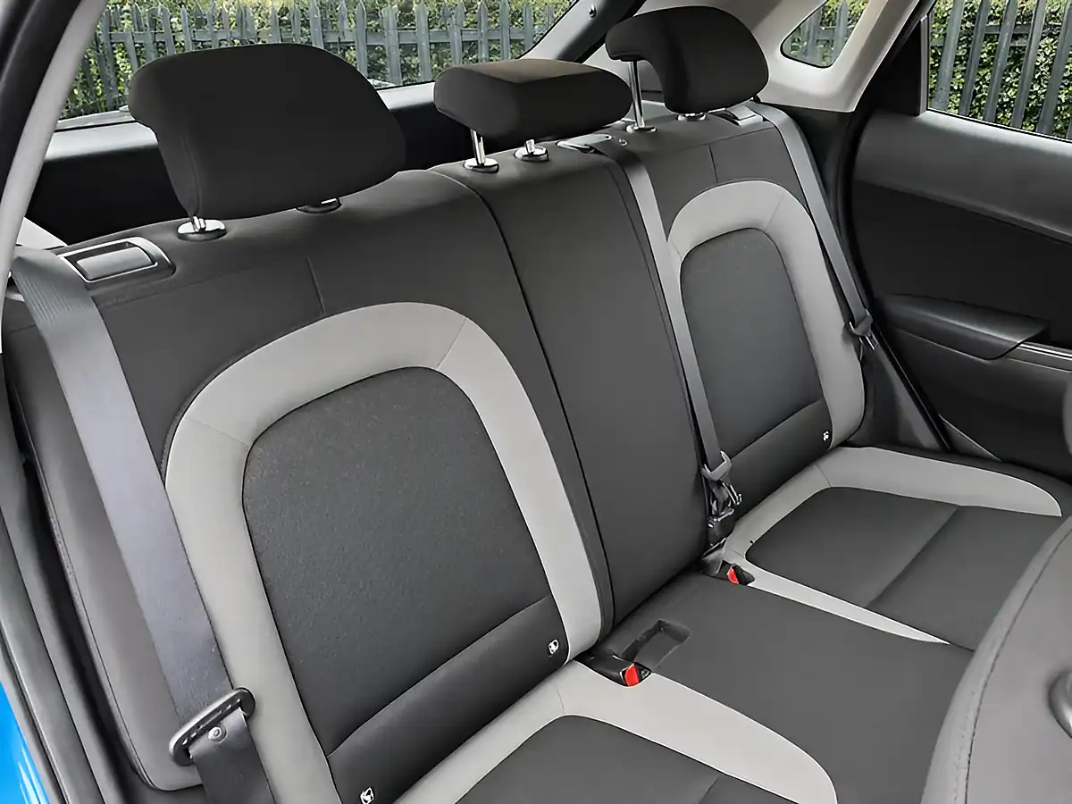 Used 2019 Hyundai Kona Se Blue - Interior and Exterior details 17