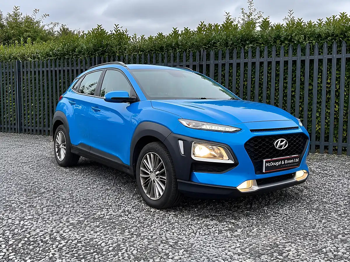Used 2019 Hyundai Kona Se Blue - Interior and Exterior details 4