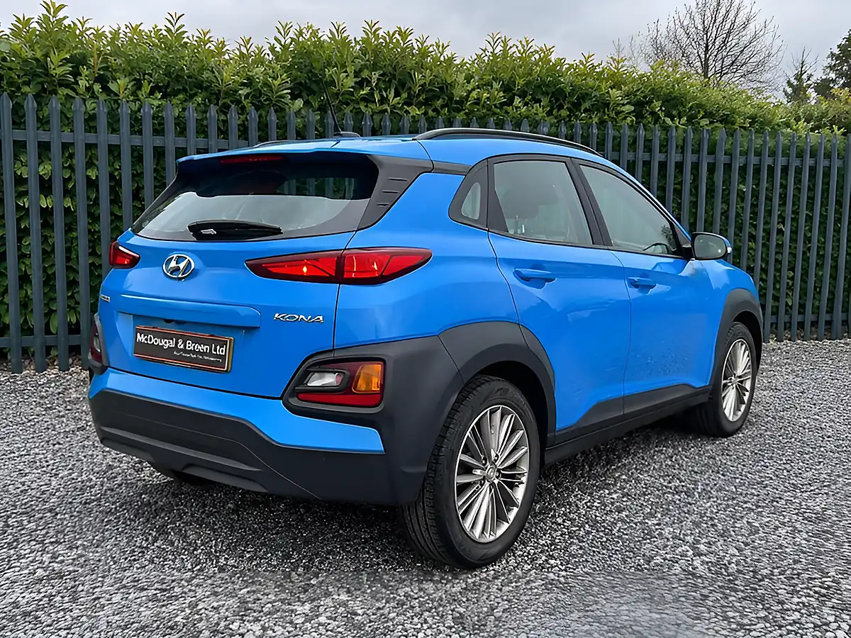 Used 2019 Hyundai Kona Se Blue - Interior and Exterior details 9