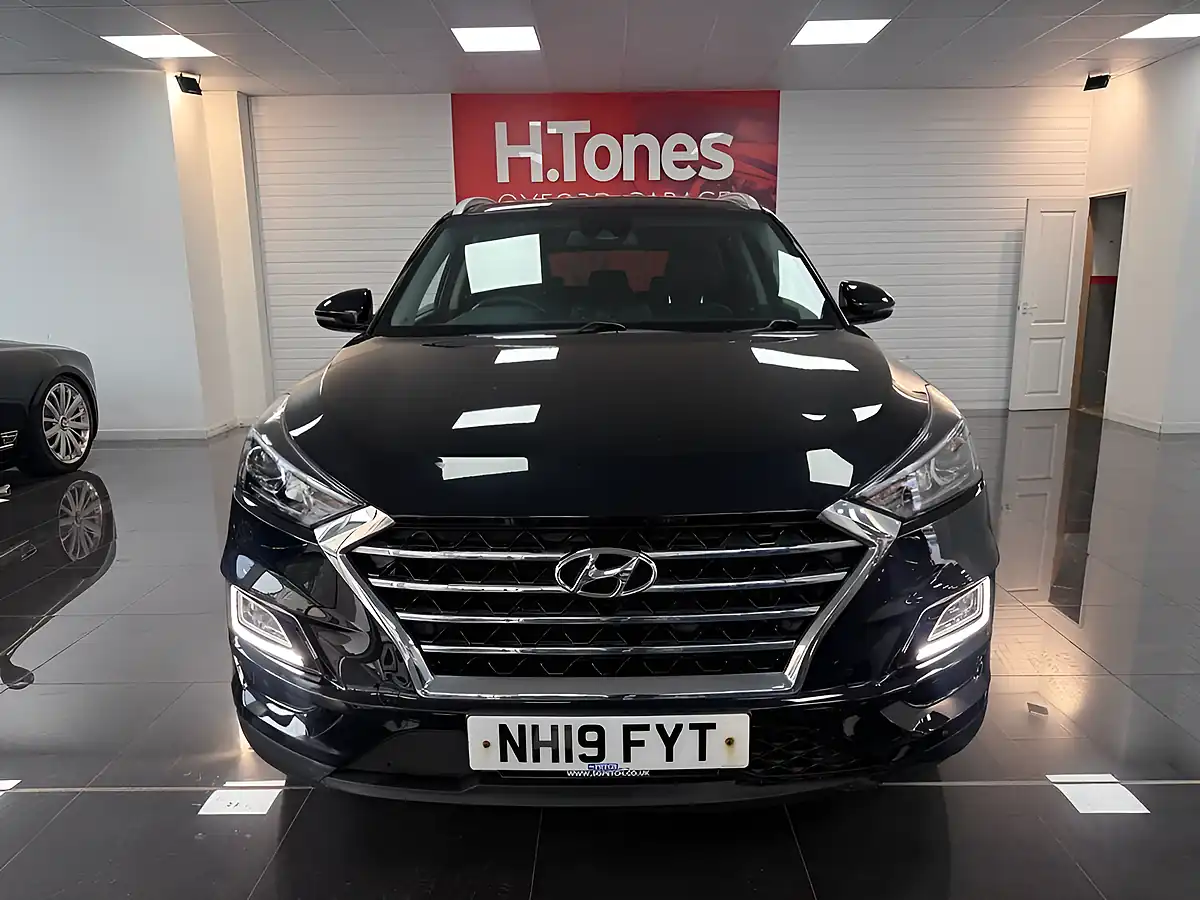 Used 2019 Hyundai Tucson Premium Black - Interior and Exterior details 13