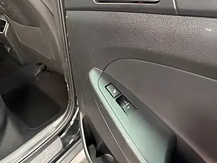 Used 2019 Hyundai Tucson Premium Black - Interior and Exterior details 6