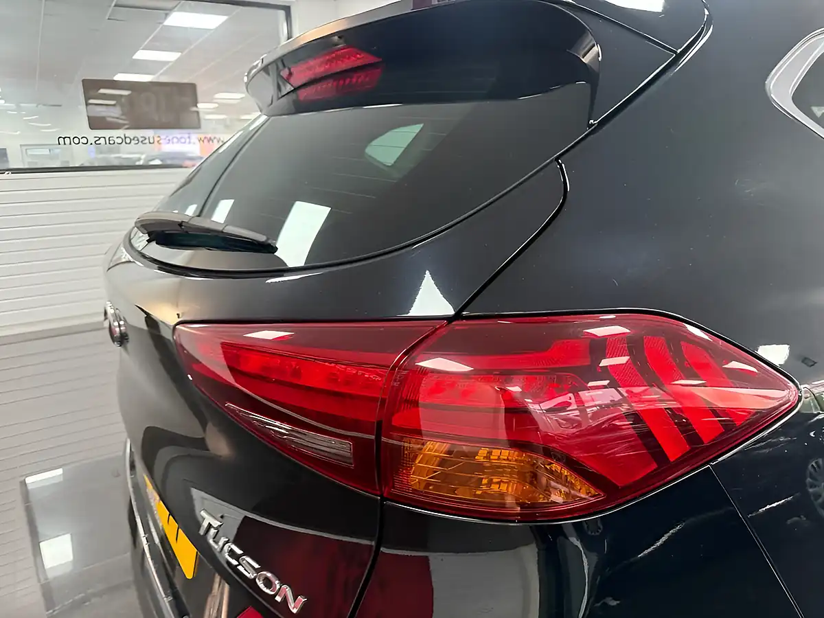 Used 2019 Hyundai Tucson Premium Black - Interior and Exterior details 7