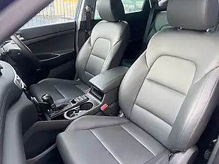 Used 2019 Hyundai Tucson Premium Blue - Interior and Exterior details 17