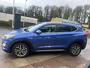 Used 2019 Hyundai Tucson Premium Blue - Interior and Exterior details 7