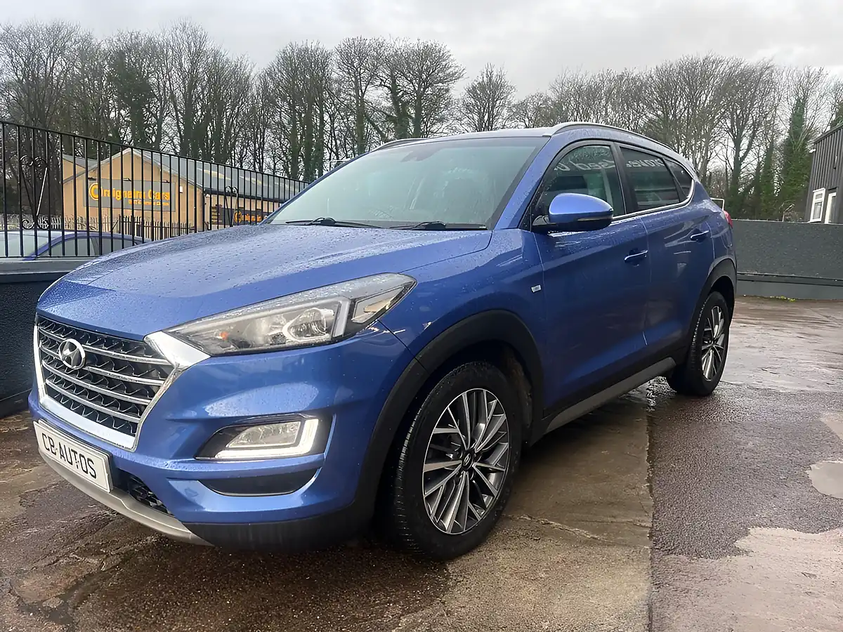 Used 2019 Hyundai Tucson Premium Blue - Interior and Exterior details 8