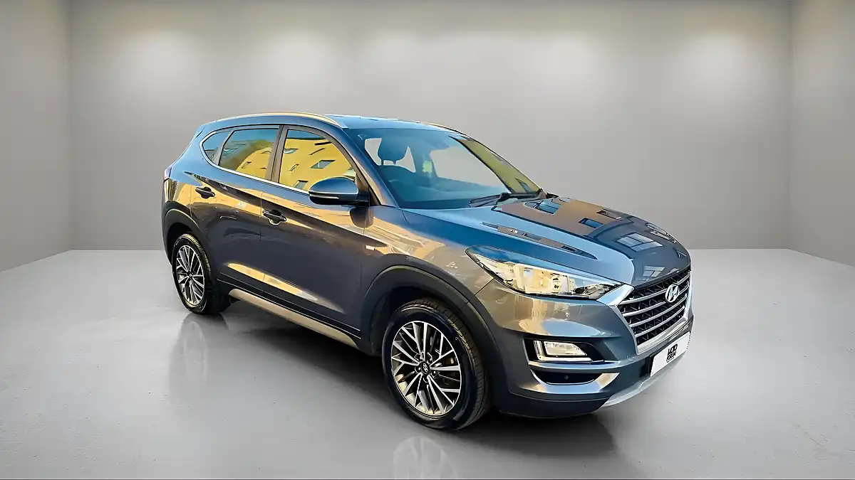 Used 2019 Hyundai Tucson Premium Grey - Interior and Exterior details 10
