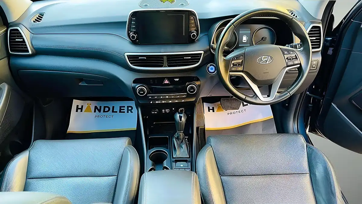 Used 2019 Hyundai Tucson Premium Grey - Interior and Exterior details 12
