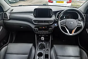 Used 2019 Hyundai Tucson Premium Platinum Silver - Interior and Exterior details 15