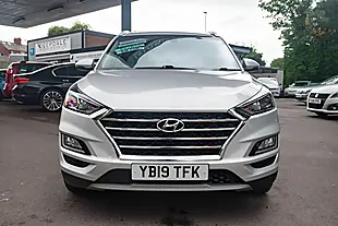 Used 2019 Hyundai Tucson Premium Platinum Silver - Interior and Exterior details 3
