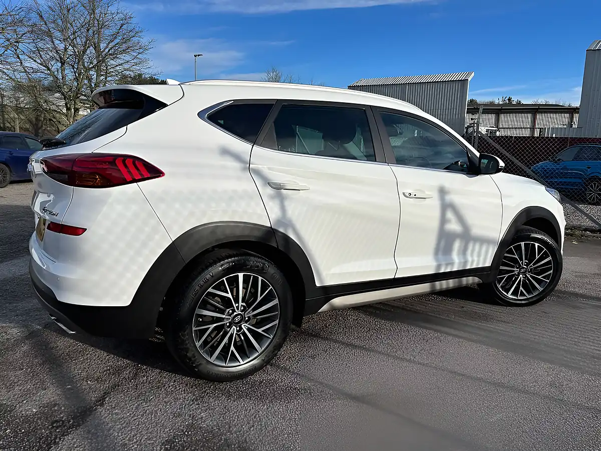 Used 2019 Hyundai Tucson Premium Polar White - Interior and Exterior details 10