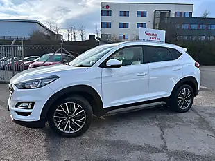 Used 2019 Hyundai Tucson Premium Polar White - Interior and Exterior details 13