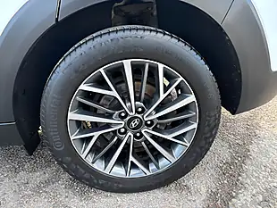 Used 2019 Hyundai Tucson Premium Polar White - Interior and Exterior details 19