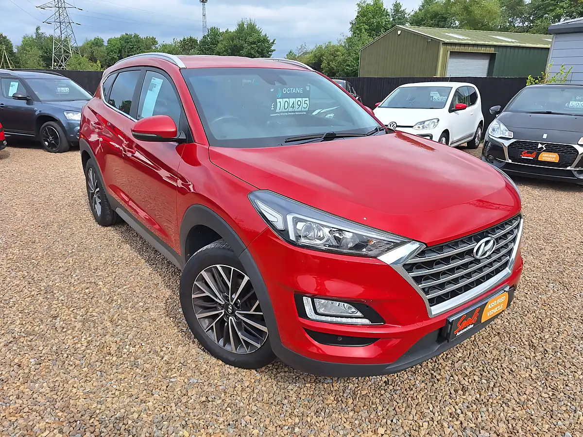 Used 2019 Hyundai Tucson Premium Red - Front View