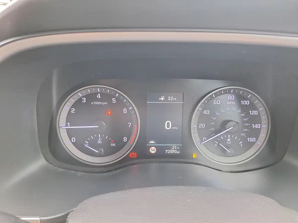 Used 2019 Hyundai Tucson Premium Red - Interior and Exterior details 14