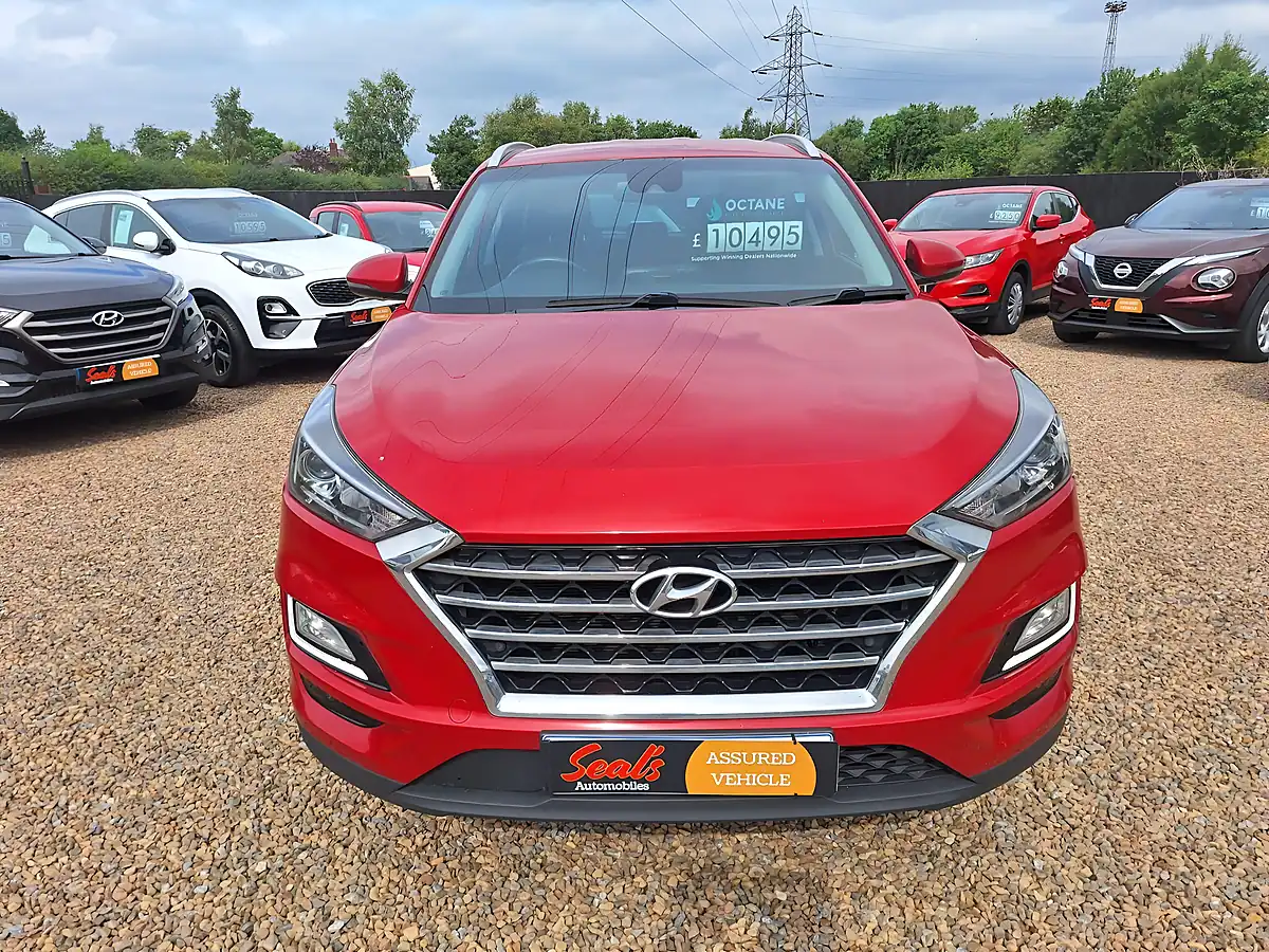 Used 2019 Hyundai Tucson Premium Red - Interior and Exterior details 9