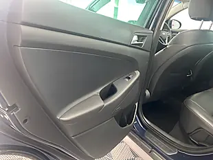 Used 2019 Hyundai Tucson Premium Se Blue - Interior and Exterior details 18