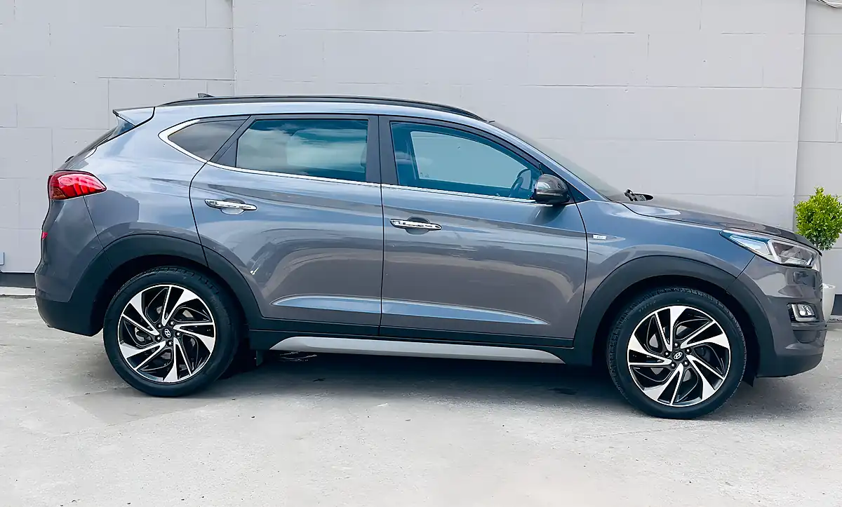 Used 2019 Hyundai Tucson Premium Se Grey - Interior and Exterior details 5