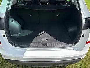 Used 2019 Hyundai Tucson Premium White - Interior and Exterior details 7