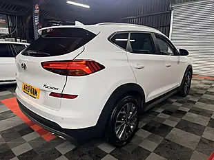 Used 2019 Hyundai Tucson Premium White - Interior and Exterior details 4