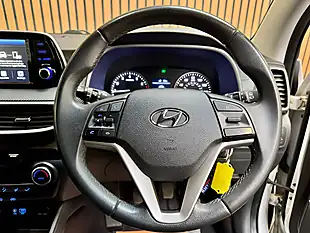 Used 2019 Hyundai Tucson S Connect Polar White - Interior and Exterior details 13
