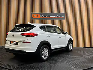 Used 2019 Hyundai Tucson S Connect Polar White - Interior and Exterior details 3
